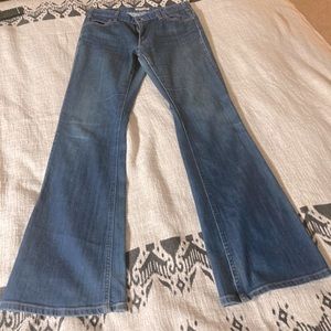 Levi’s 1970 Flare women’s Jeans